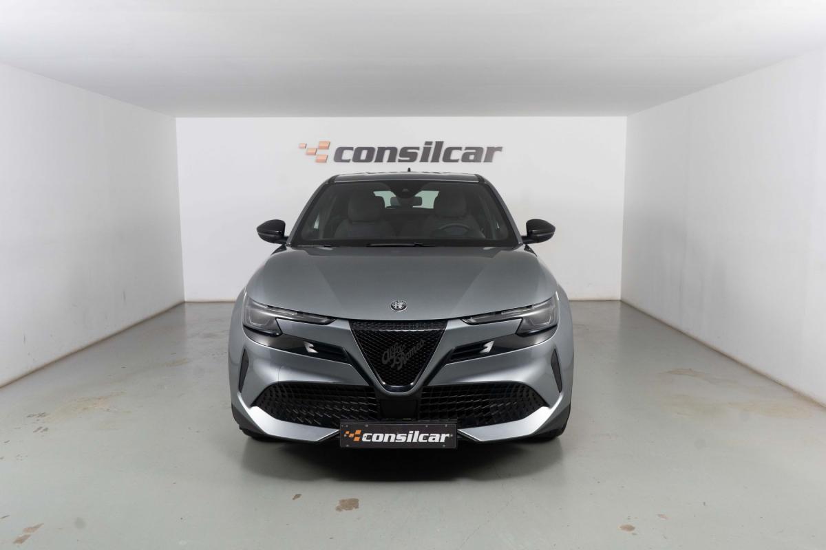 alfa-romeo-junior-2025-eletrico-0cc