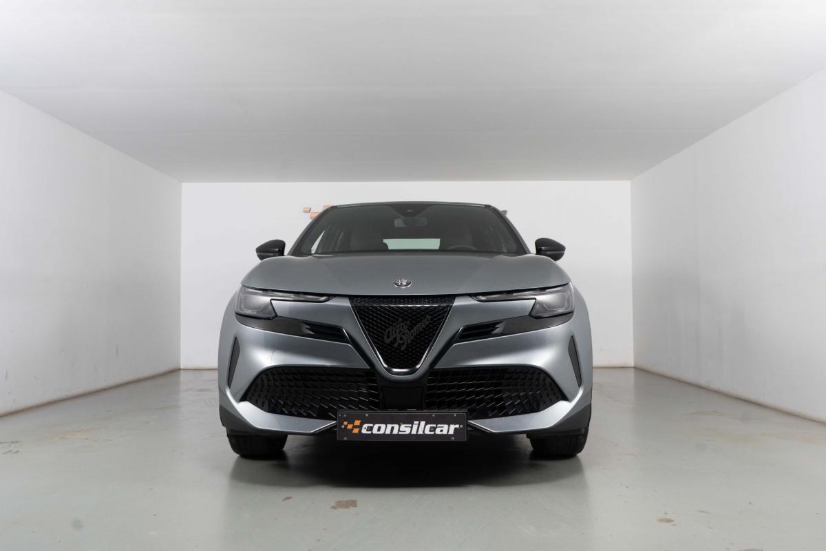 alfa-romeo-junior-2025-eletrico-0cc