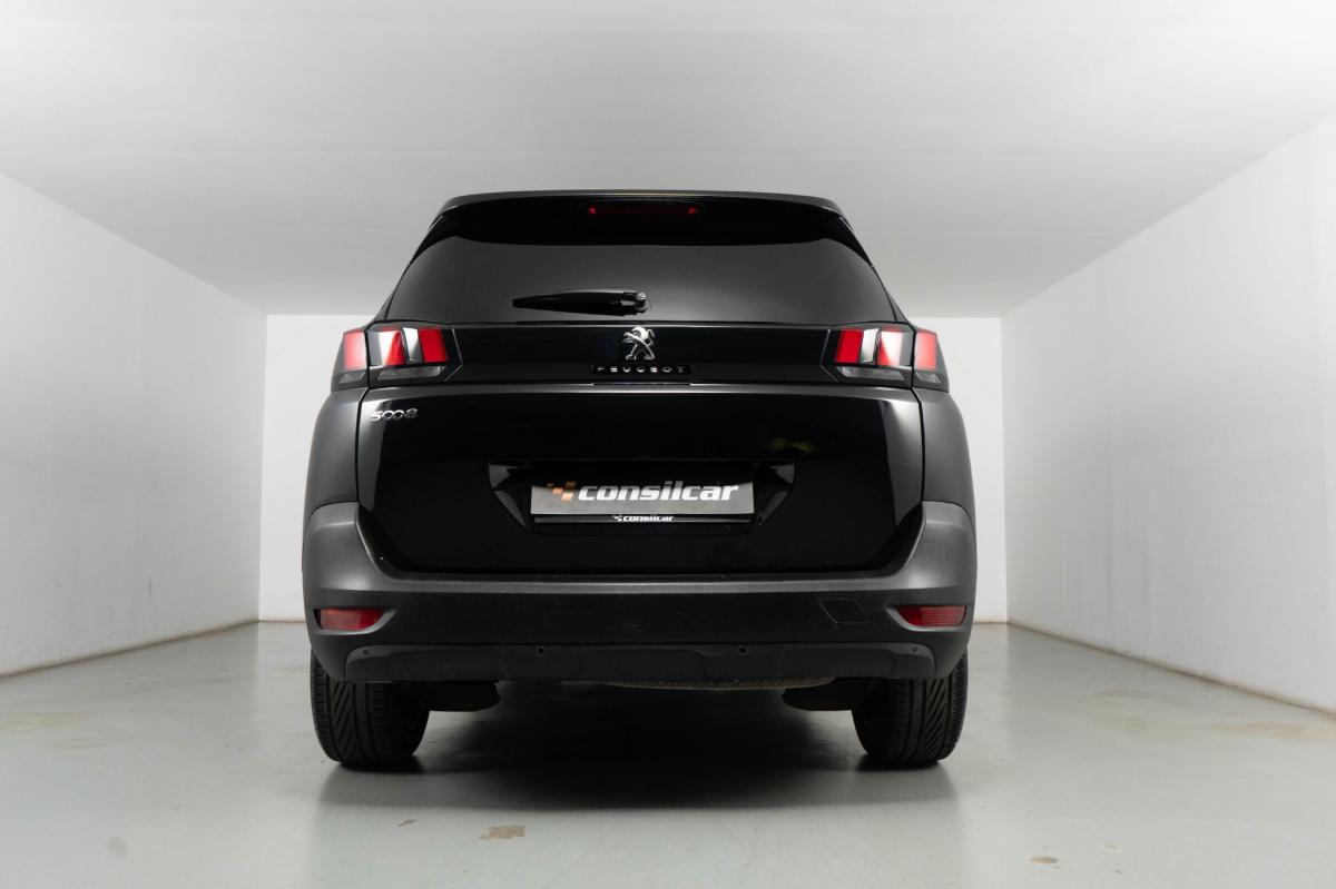 peugeot-5008-2017-diesel-1560cc