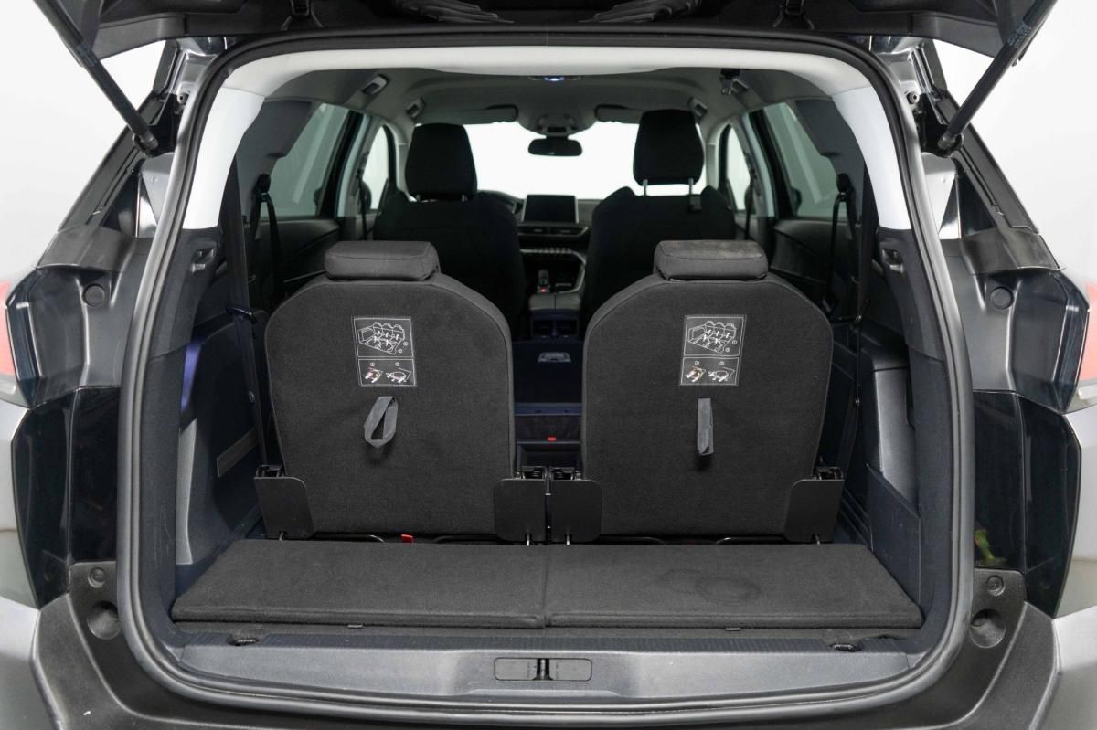 peugeot-5008-2017-diesel-1560cc