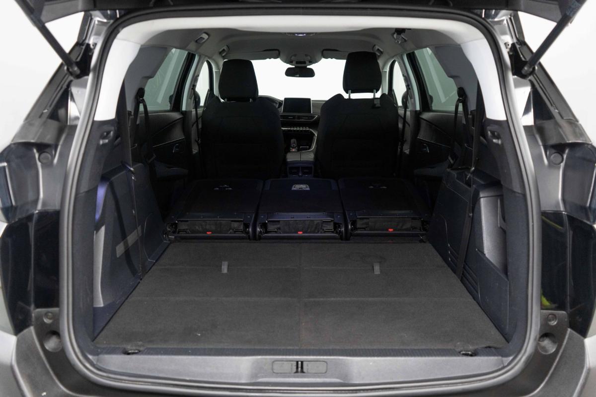 peugeot-5008-2017-diesel-1560cc