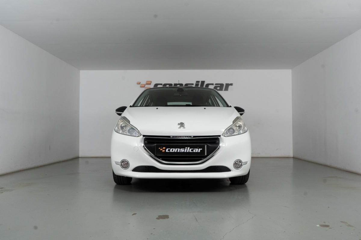 peugeot-208-2015-diesel-1560cc