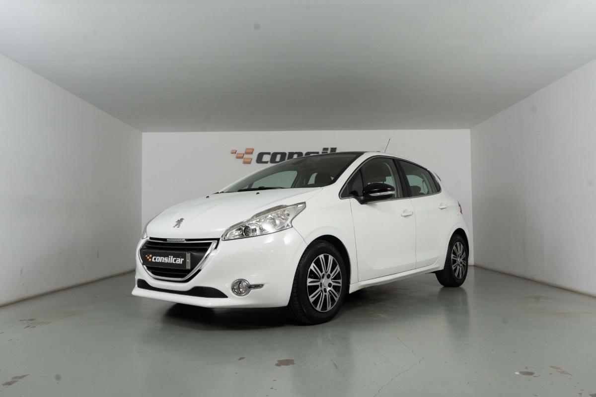 peugeot-208-2015-diesel-1560cc