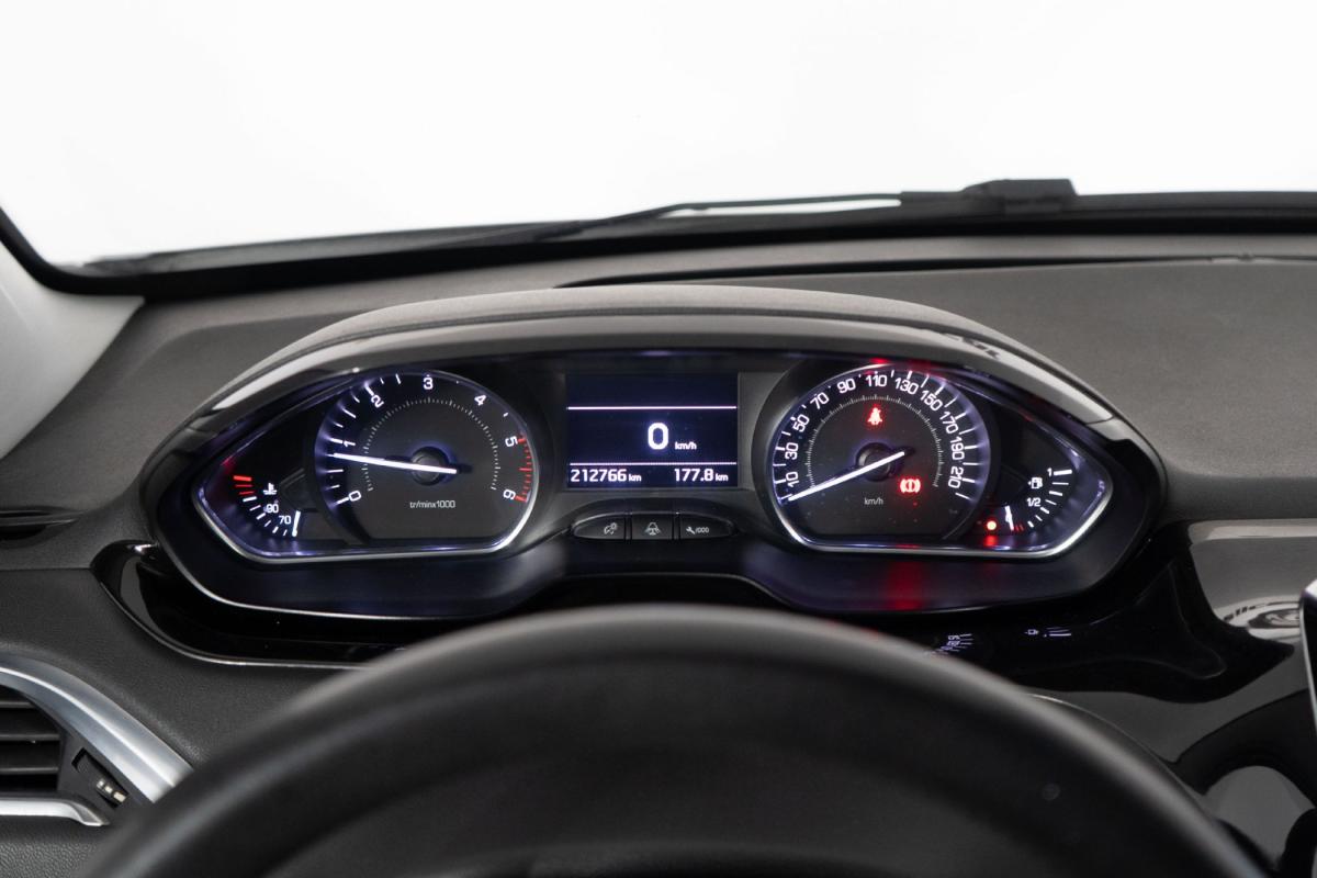 peugeot-208-2015-diesel-1560cc
