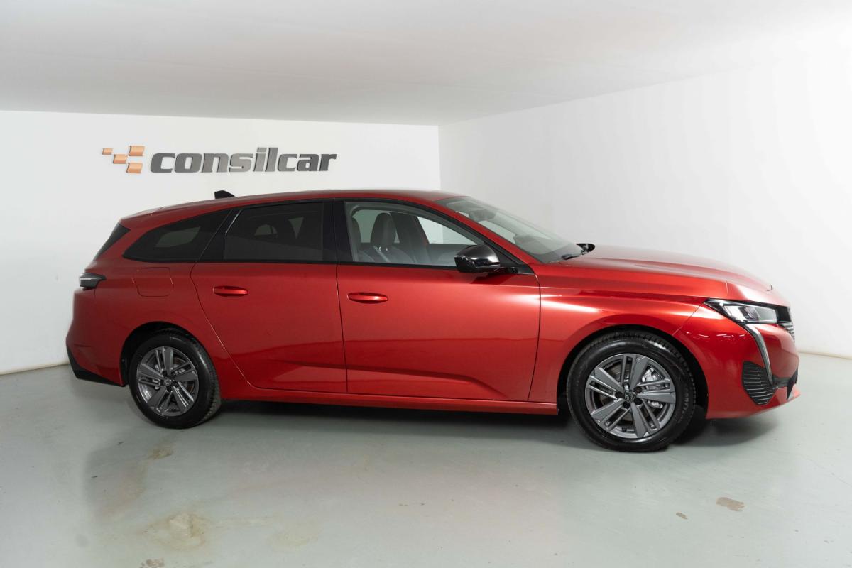 peugeot-308-sw-2024-gasolina-1199cc