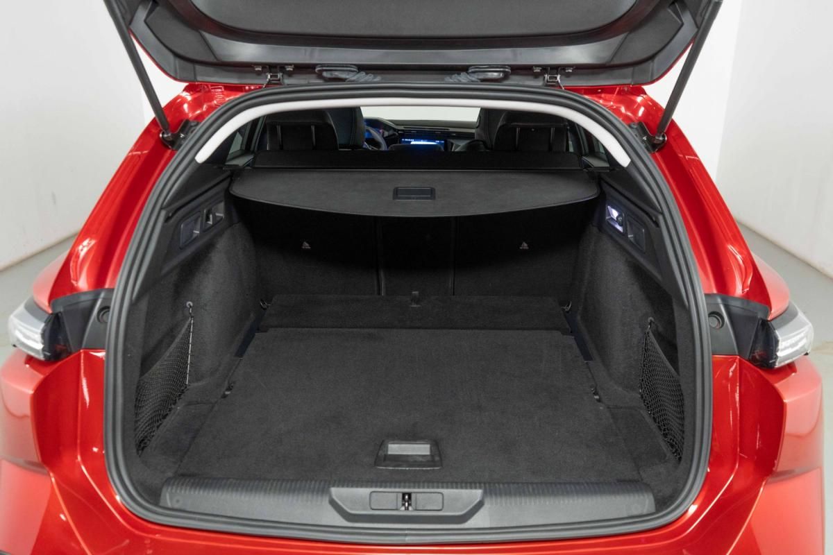 peugeot-308-sw-2024-gasolina-1199cc