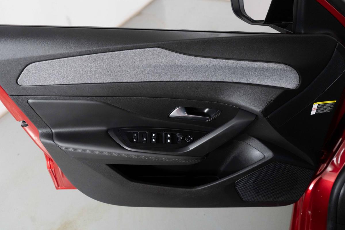 peugeot-308-sw-2024-gasolina-1199cc