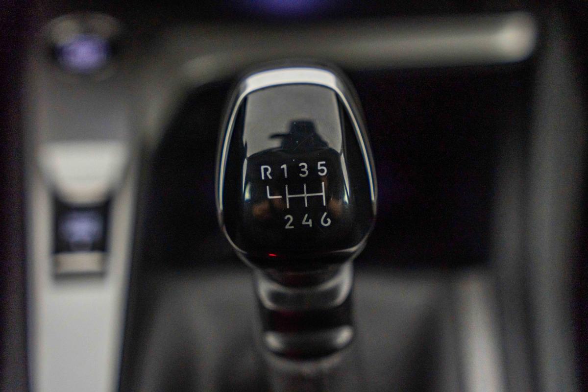 peugeot-308-2024-gasolina-1199cc