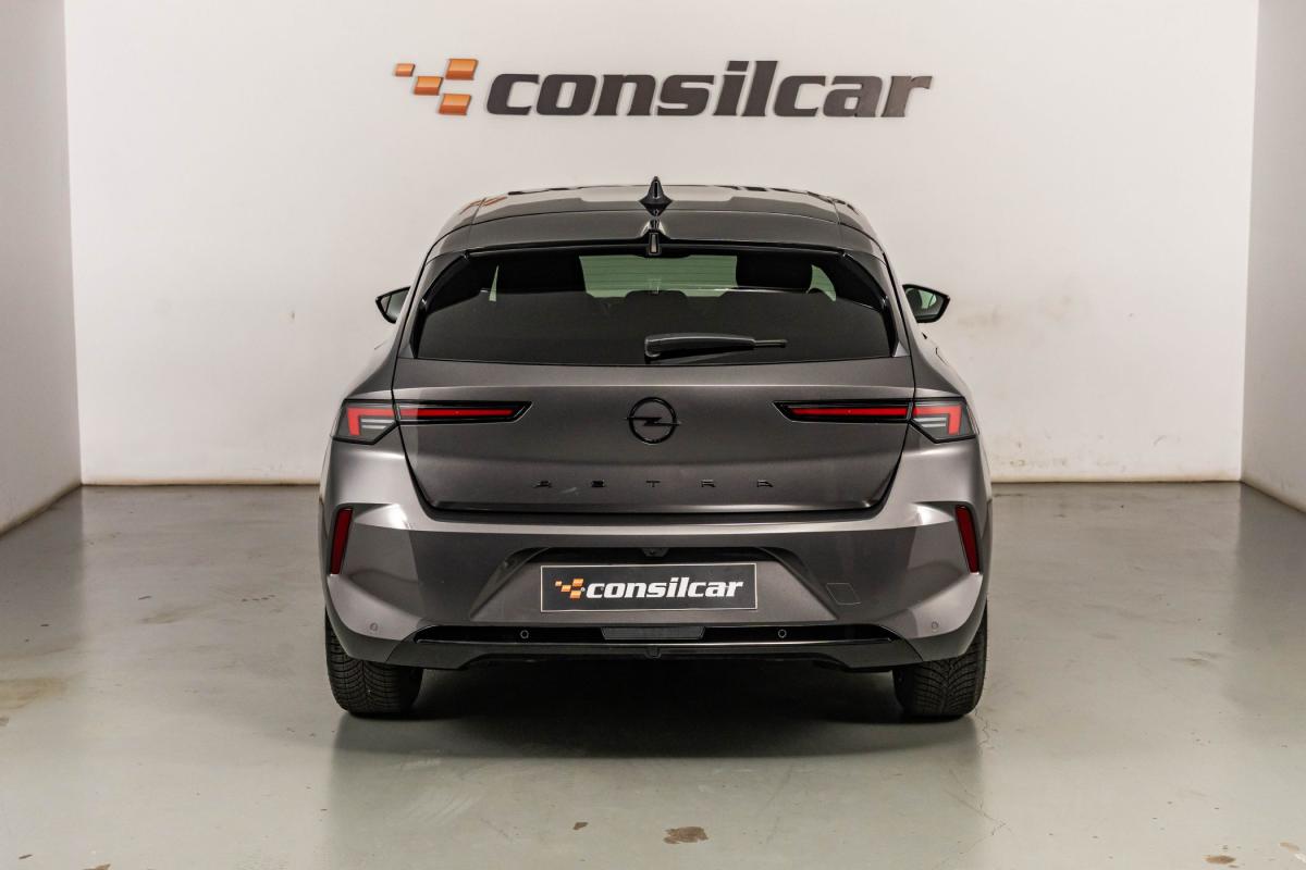 opel-astra-2025-gasolina-1199cc