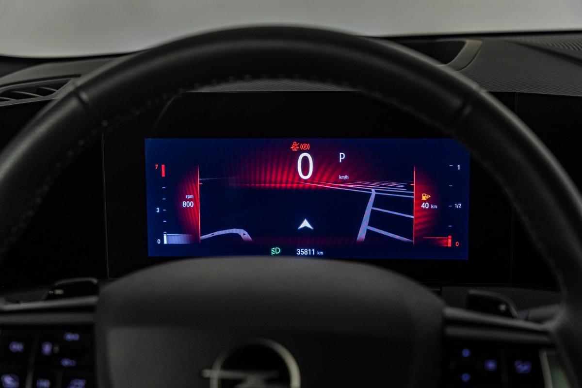 opel-astra-2025-gasolina-1199cc