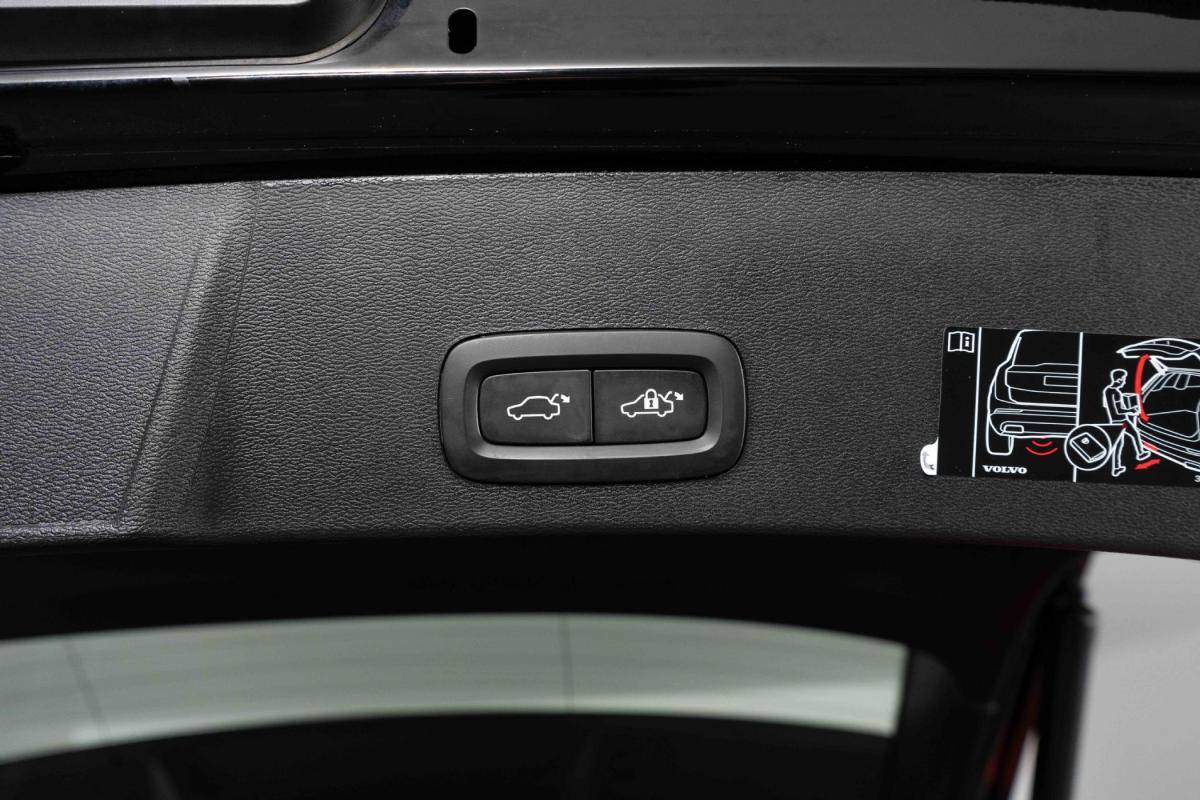 volvo-xc40-2022-hibrido-a-gasolina-1477cc