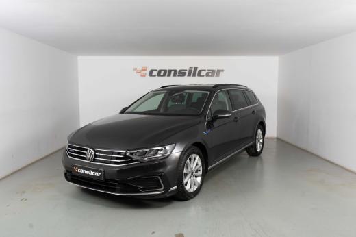 volkswagen-passat-variant-2022-hibrido-a-gasolina-1395cc