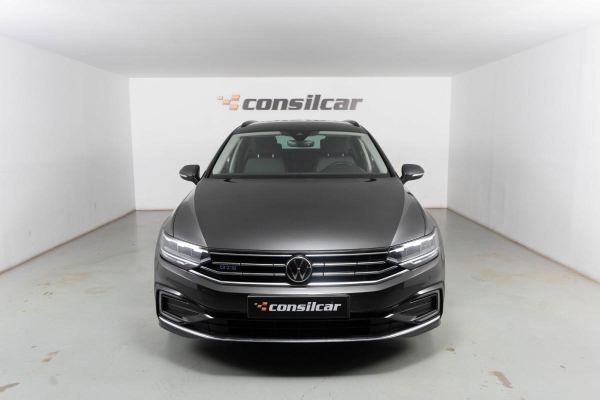 volkswagen-passat-variant-2022-hibrido-a-gasolina-1395cc