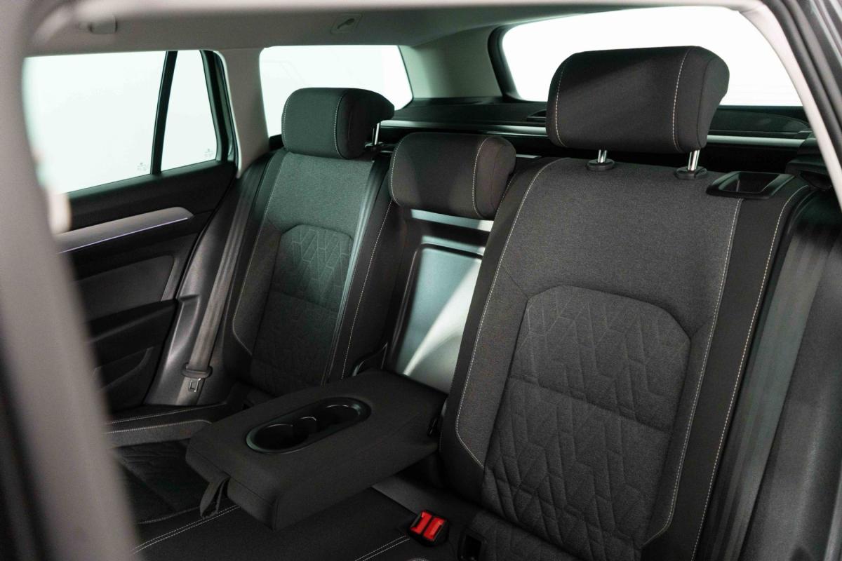 volkswagen-passat-variant-2022-hibrido-a-gasolina-1395cc