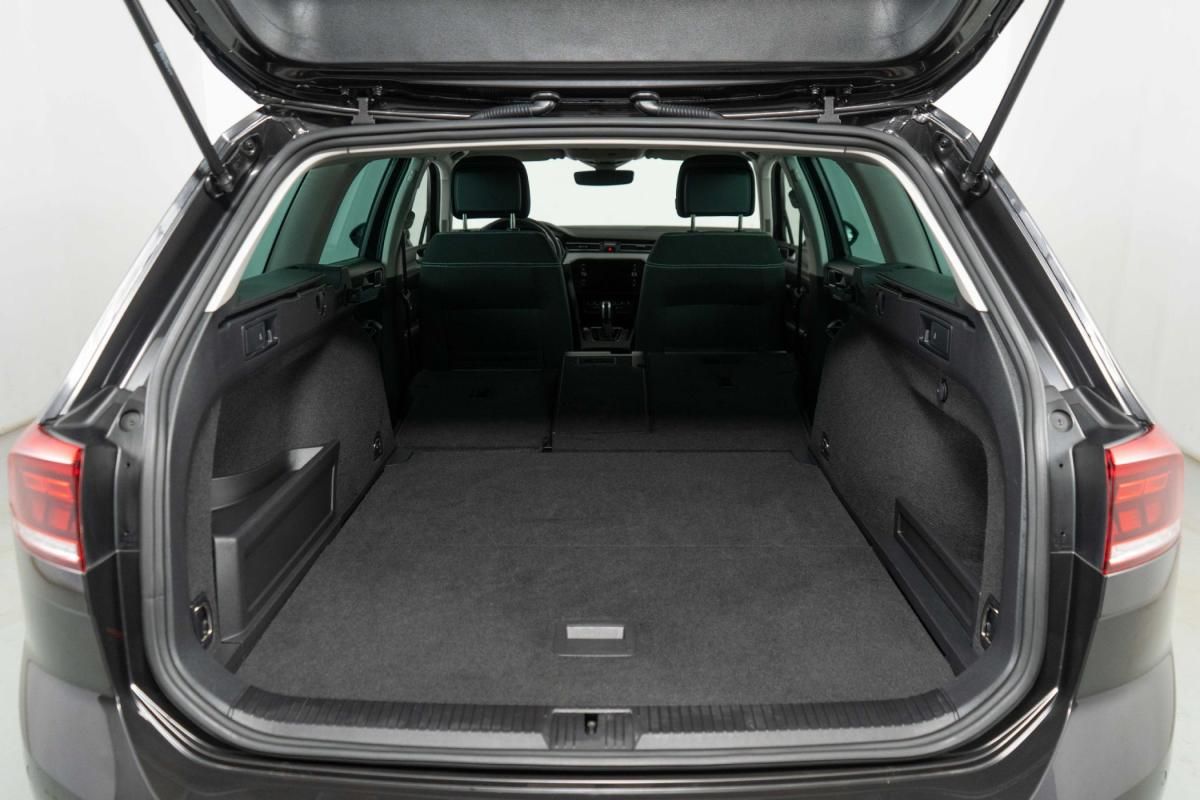 volkswagen-passat-variant-2022-hibrido-a-gasolina-1395cc