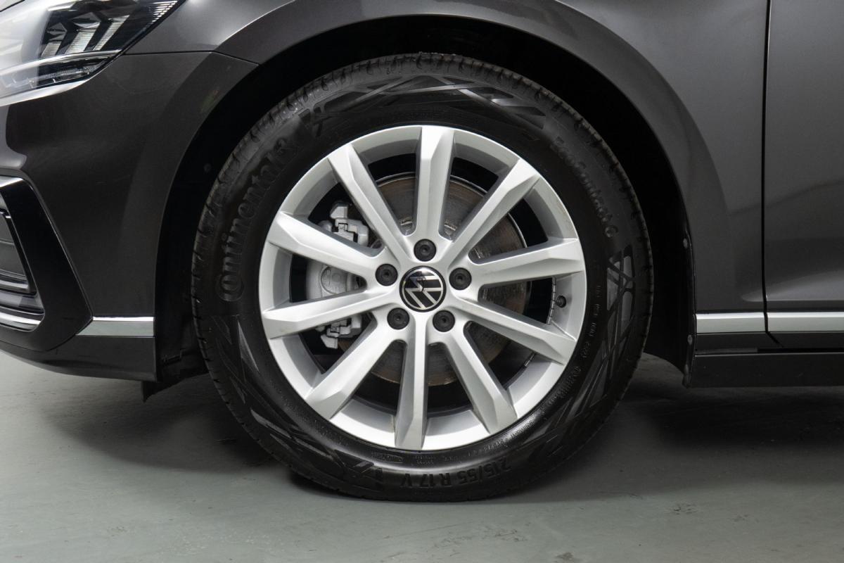 volkswagen-passat-variant-2022-hibrido-a-gasolina-1395cc