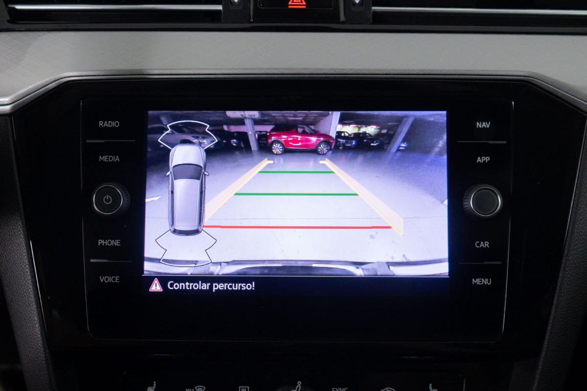 volkswagen-passat-variant-2022-hibrido-a-gasolina-1395cc