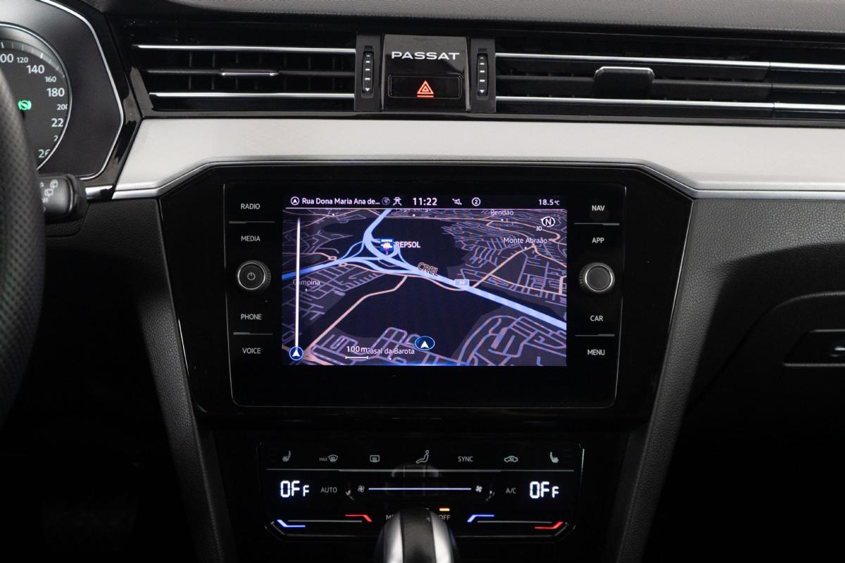 volkswagen-passat-variant-2022-hibrido-a-gasolina-1395cc