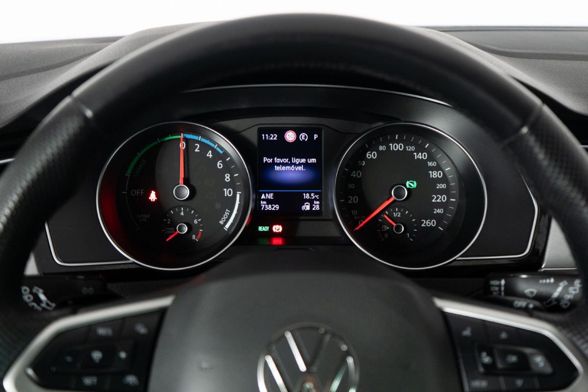 volkswagen-passat-variant-2022-hibrido-a-gasolina-1395cc