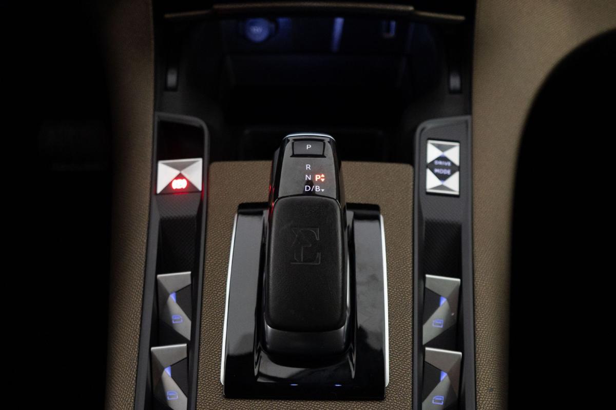 ds-ds-7-crossback-2021-hibrido-a-gasolina-1598cc