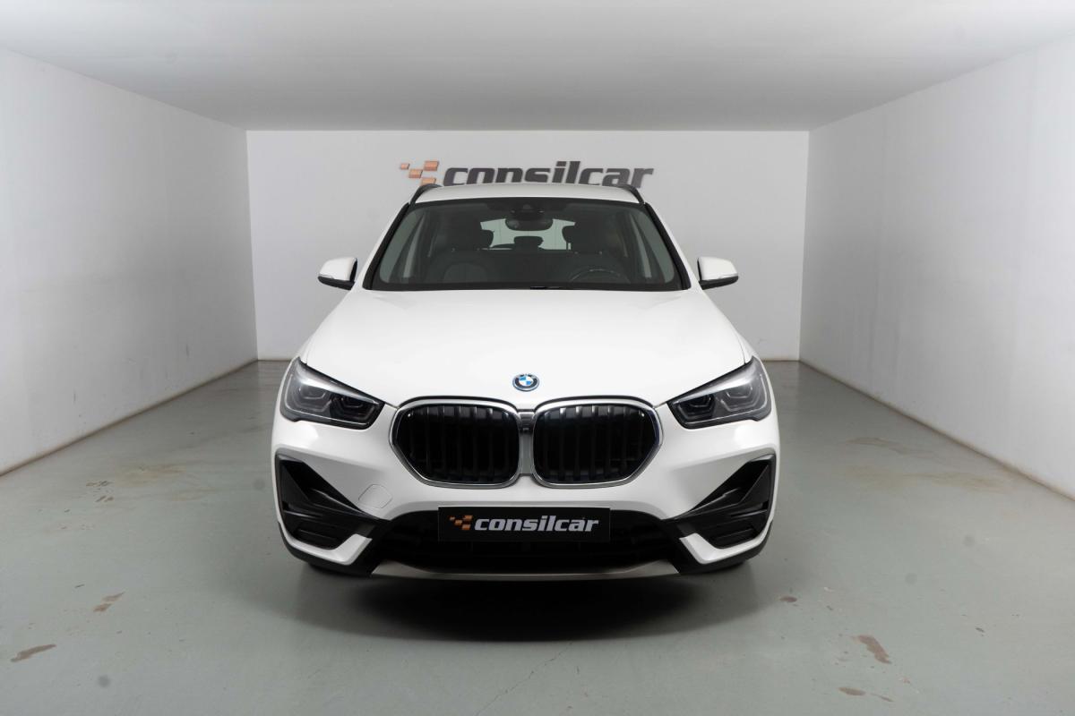 bmw-x1-2022-hibrido-a-gasolina-1499cc