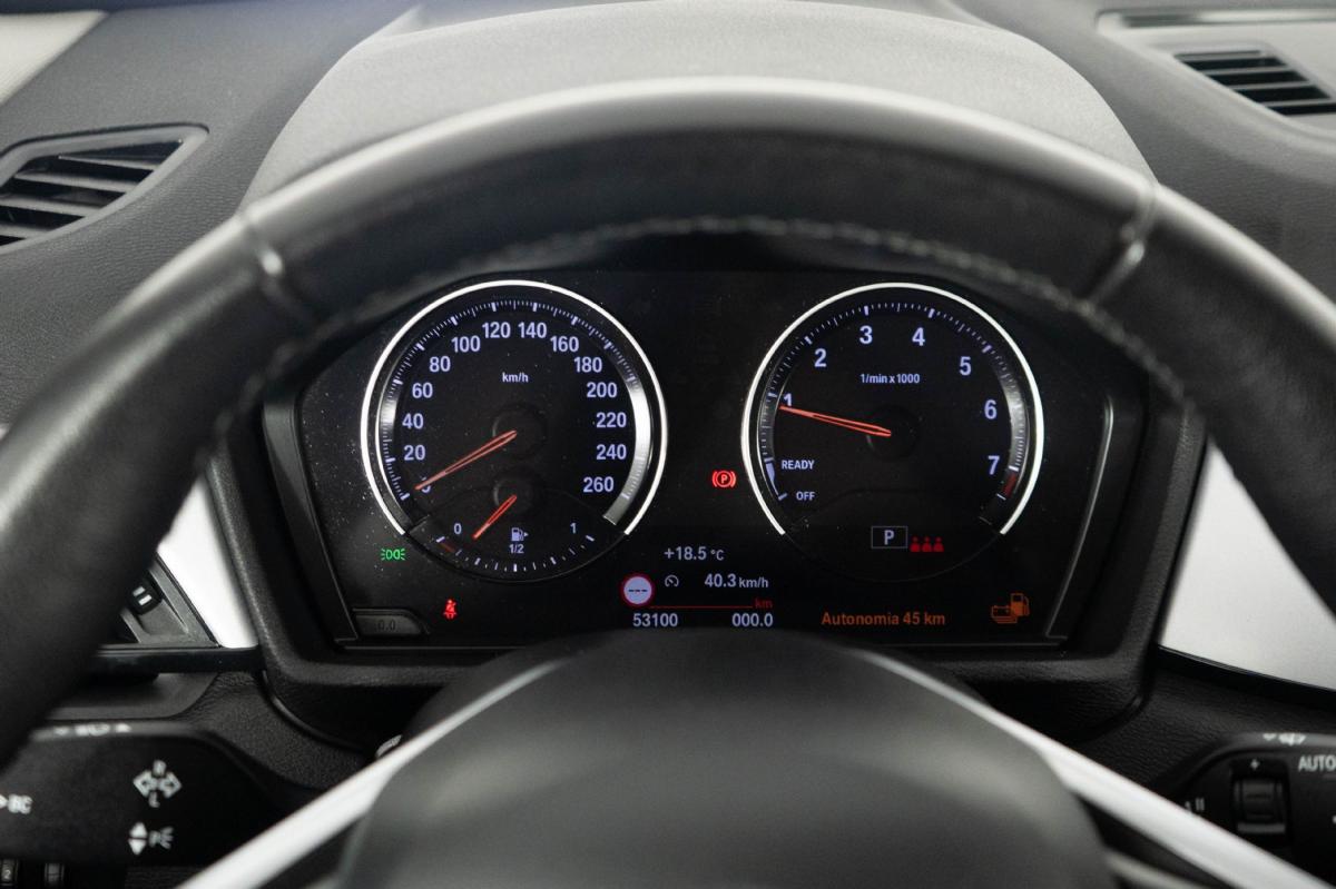 bmw-x1-2022-hibrido-a-gasolina-1499cc