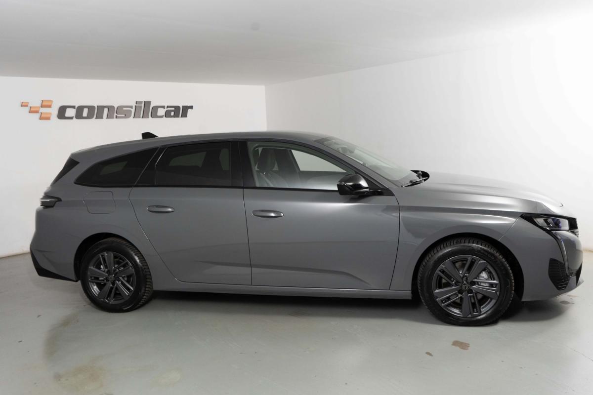 peugeot-308-sw-2024-gasolina-1199cc
