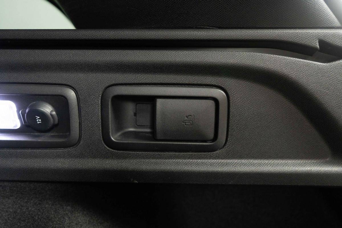 peugeot-308-sw-2024-gasolina-1199cc