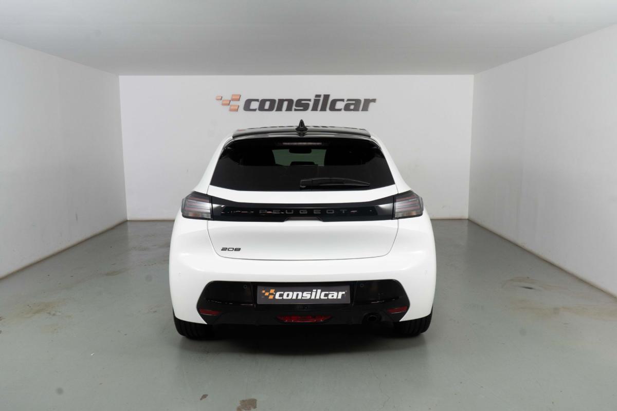 peugeot-208-2024-gasolina-1199cc