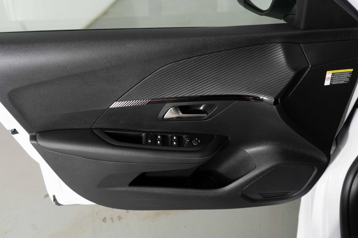peugeot-208-2024-gasolina-1199cc