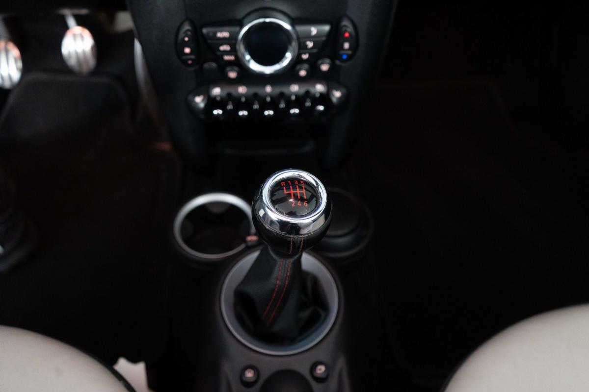 mini-roadster-2012-diesel-1995cc