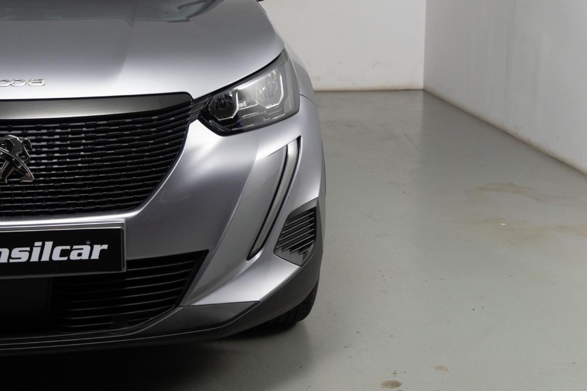 peugeot-2008-2022-gasolina-1199cc