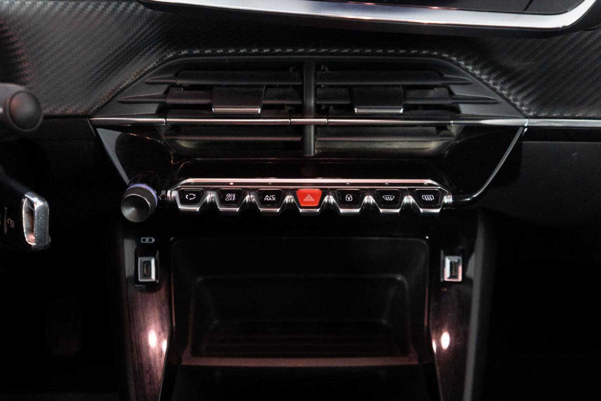 peugeot-2008-2022-gasolina-1199cc