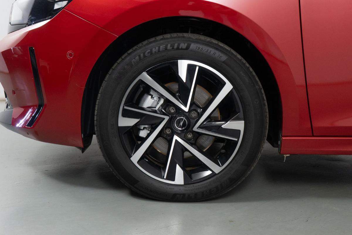 opel-corsa-2025-gasolina-1199cc