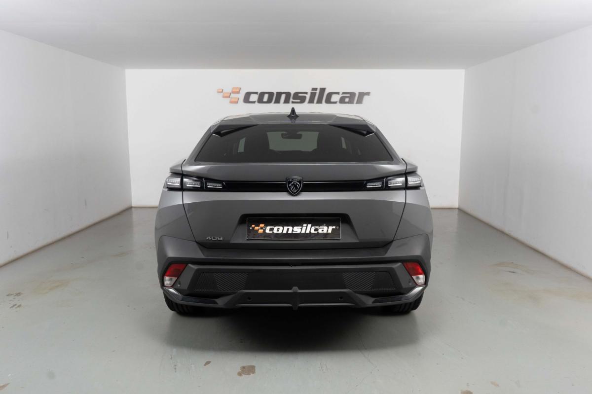 peugeot-408-2025-gasolina-1199cc