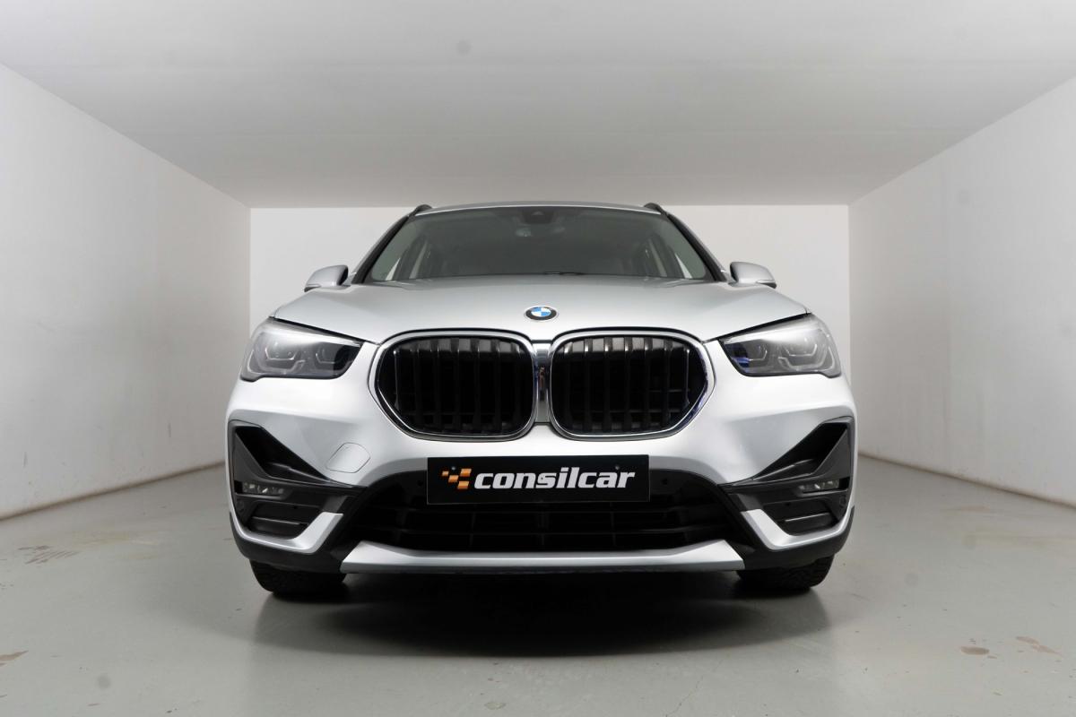 bmw-x1-2021-hibrido-a-gasolina-1499cc
