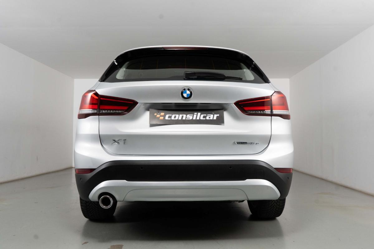 bmw-x1-2021-hibrido-a-gasolina-1499cc
