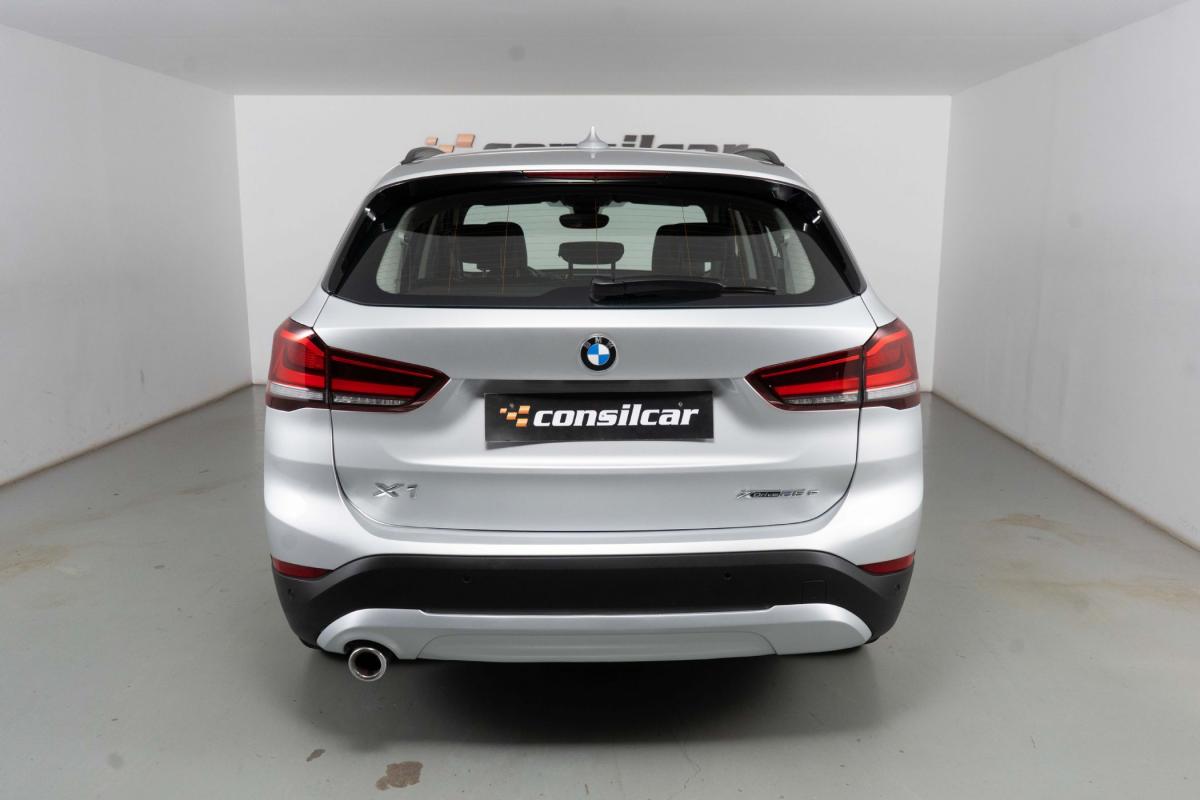 bmw-x1-2021-hibrido-a-gasolina-1499cc