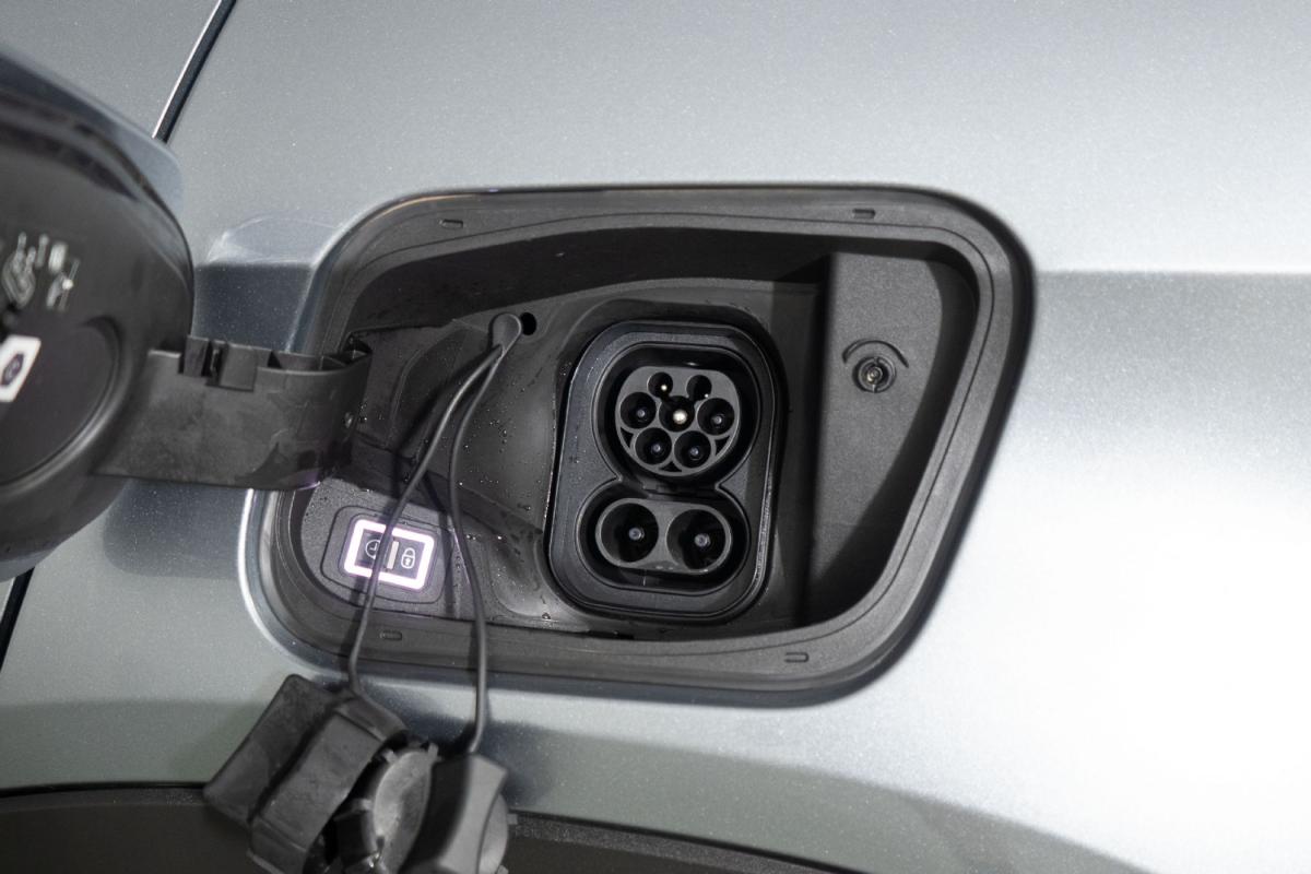 jeep-avenger-2025-eletrico-0cc