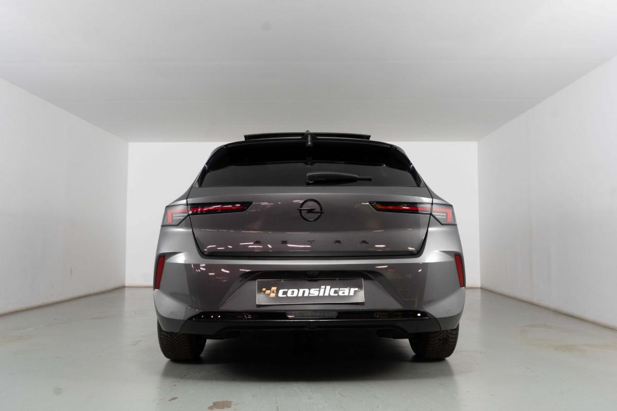 opel-astra-2025-gasolina-1199cc