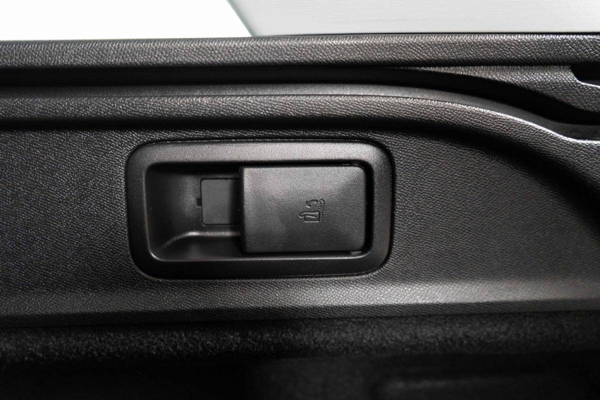 peugeot-308-sw-2019-gasolina-1199cc