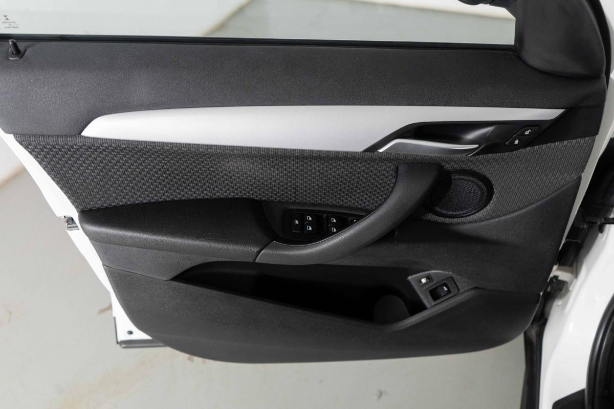 bmw-x1-2021-hibrido-a-gasolina-1499cc