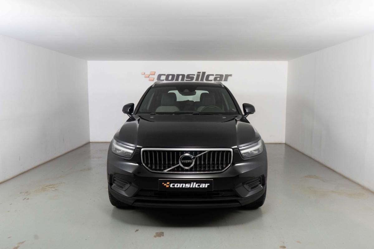 volvo-xc40-2022-hibrido-a-gasolina-1477cc