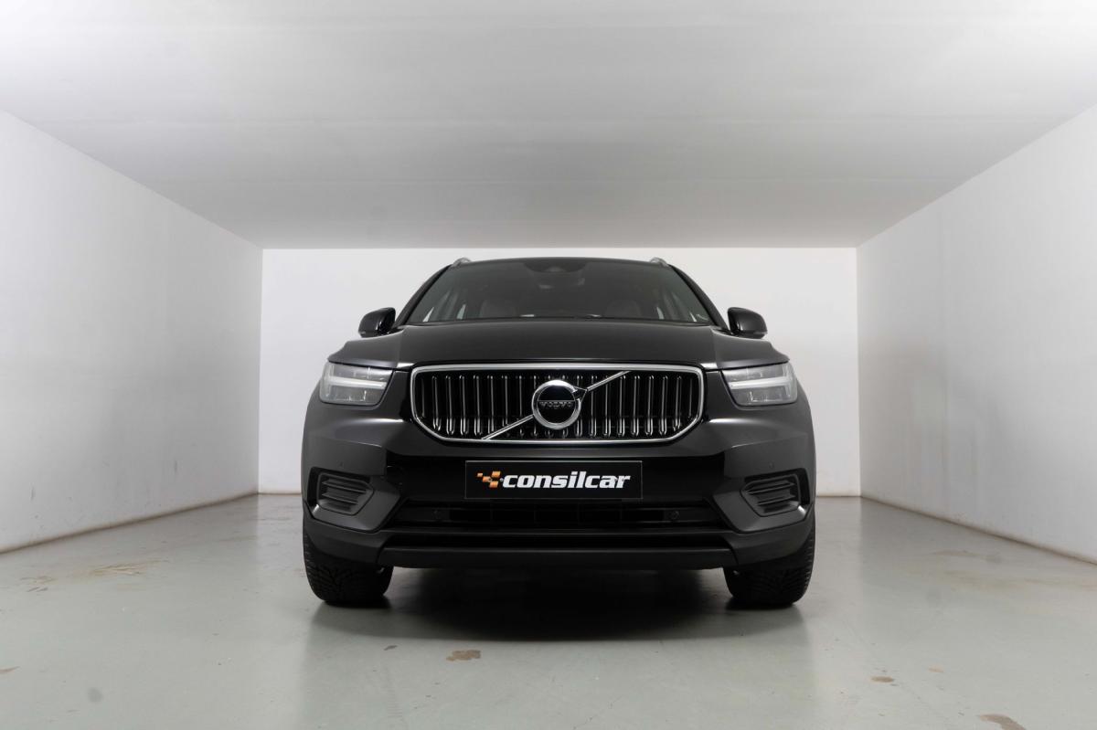 volvo-xc40-2022-hibrido-a-gasolina-1477cc