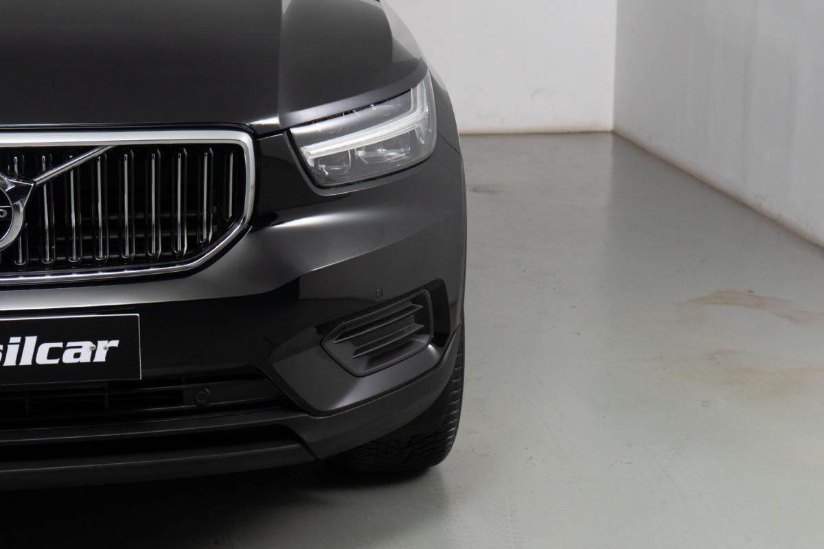 volvo-xc40-2022-hibrido-a-gasolina-1477cc