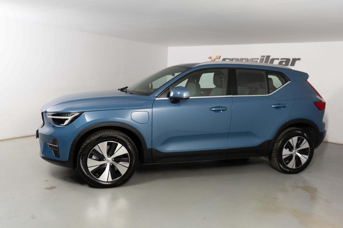 volvo-xc40-2023-hibrido-a-gasolina-1477cc