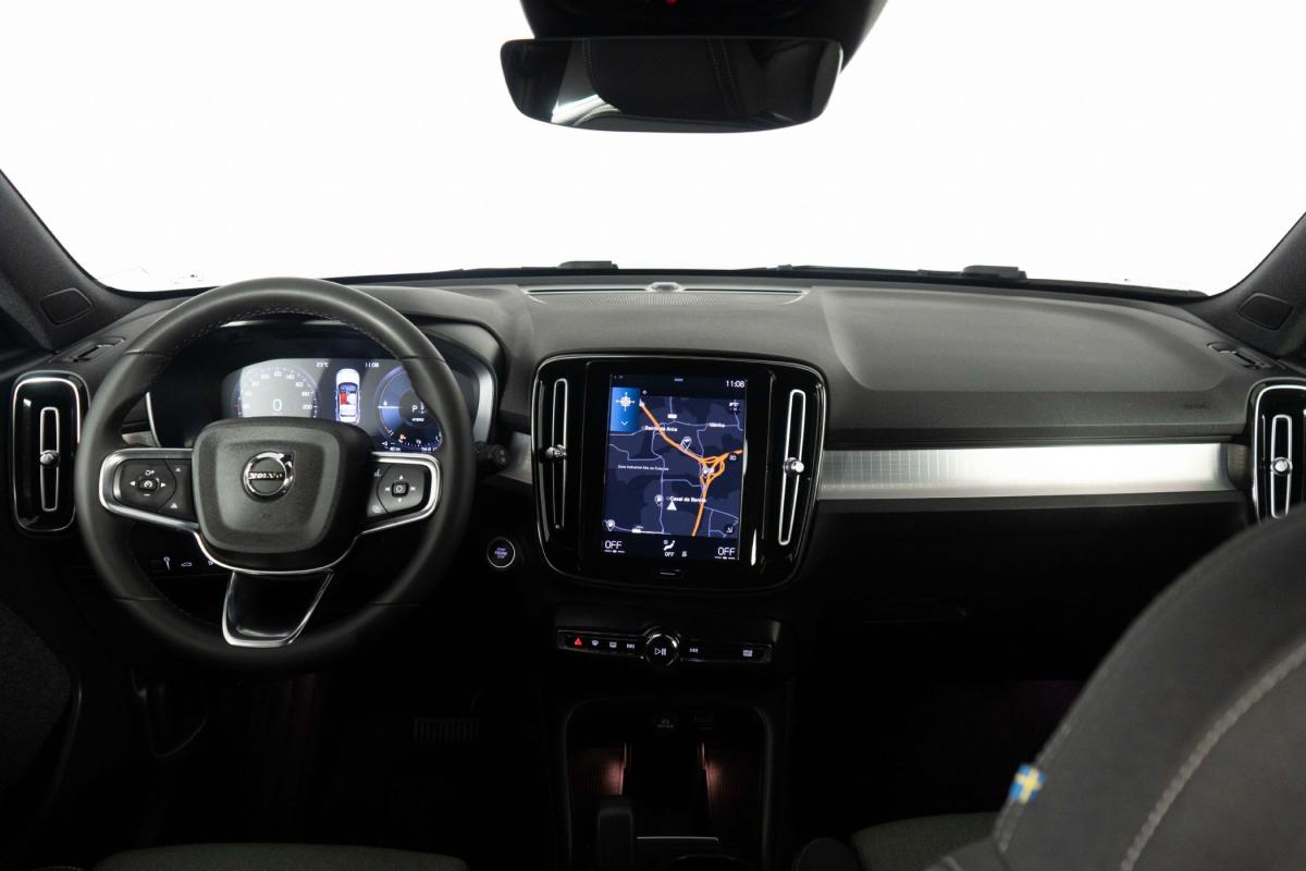 volvo-xc40-2023-hibrido-a-gasolina-1477cc