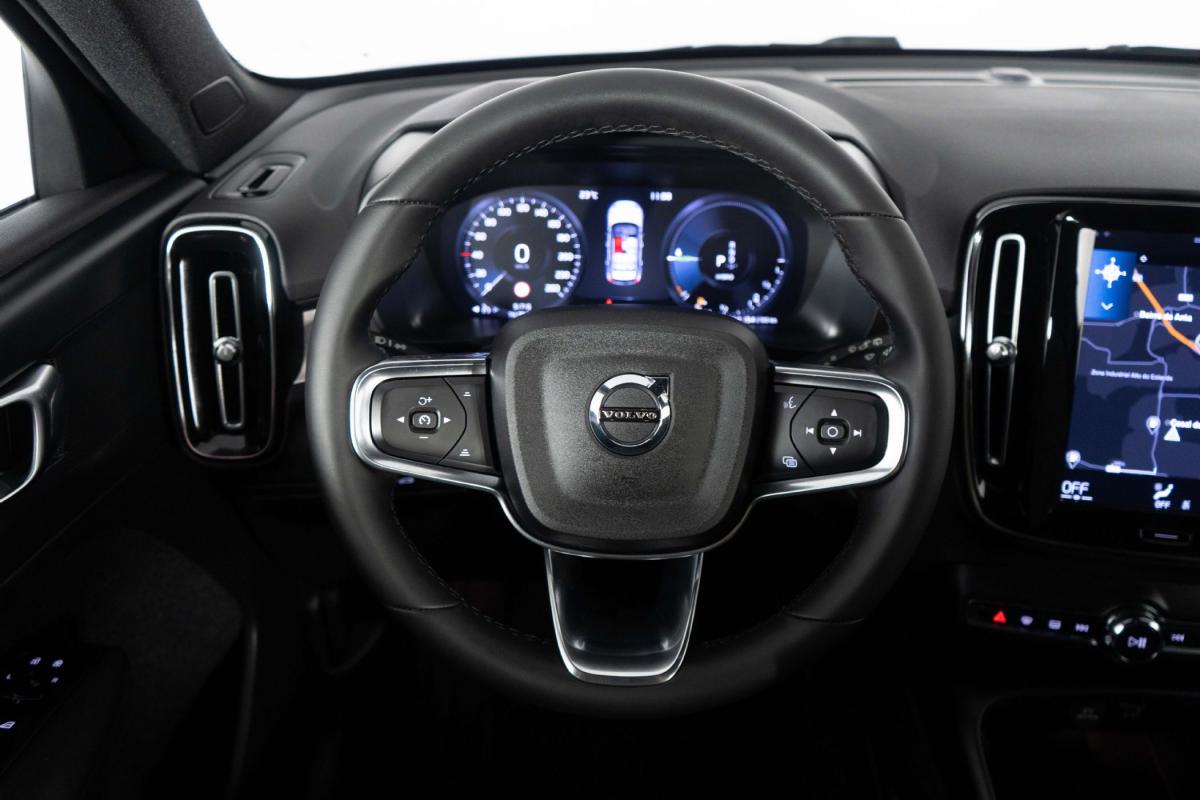 volvo-xc40-2023-hibrido-a-gasolina-1477cc