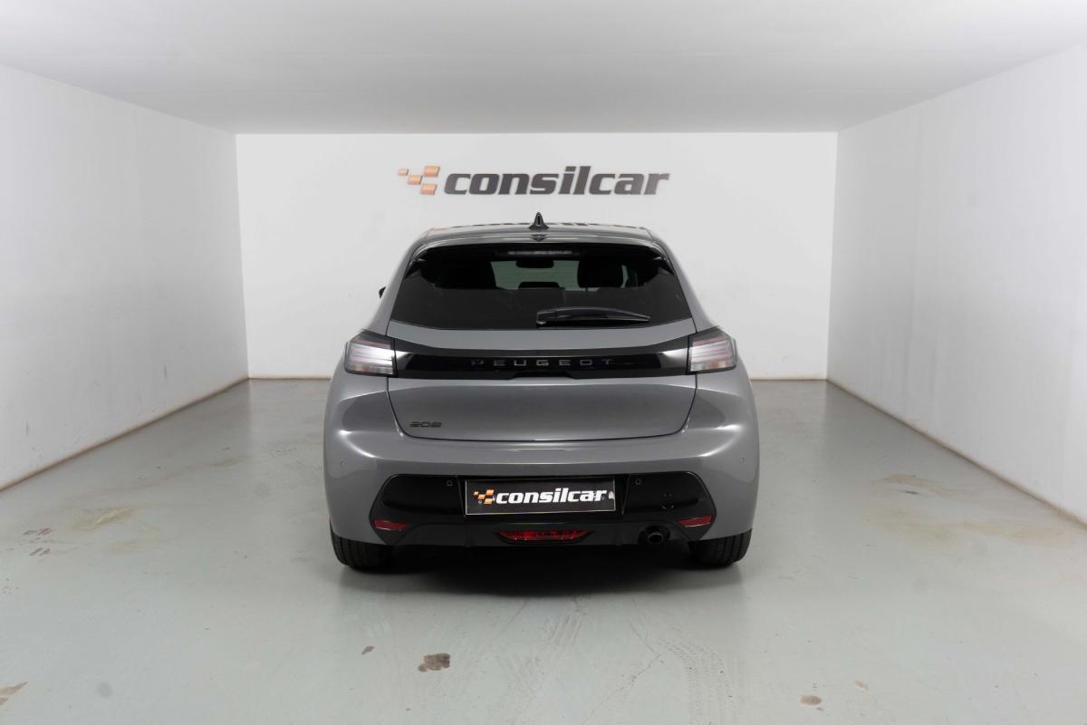 peugeot-208-2025-gasolina-1199cc
