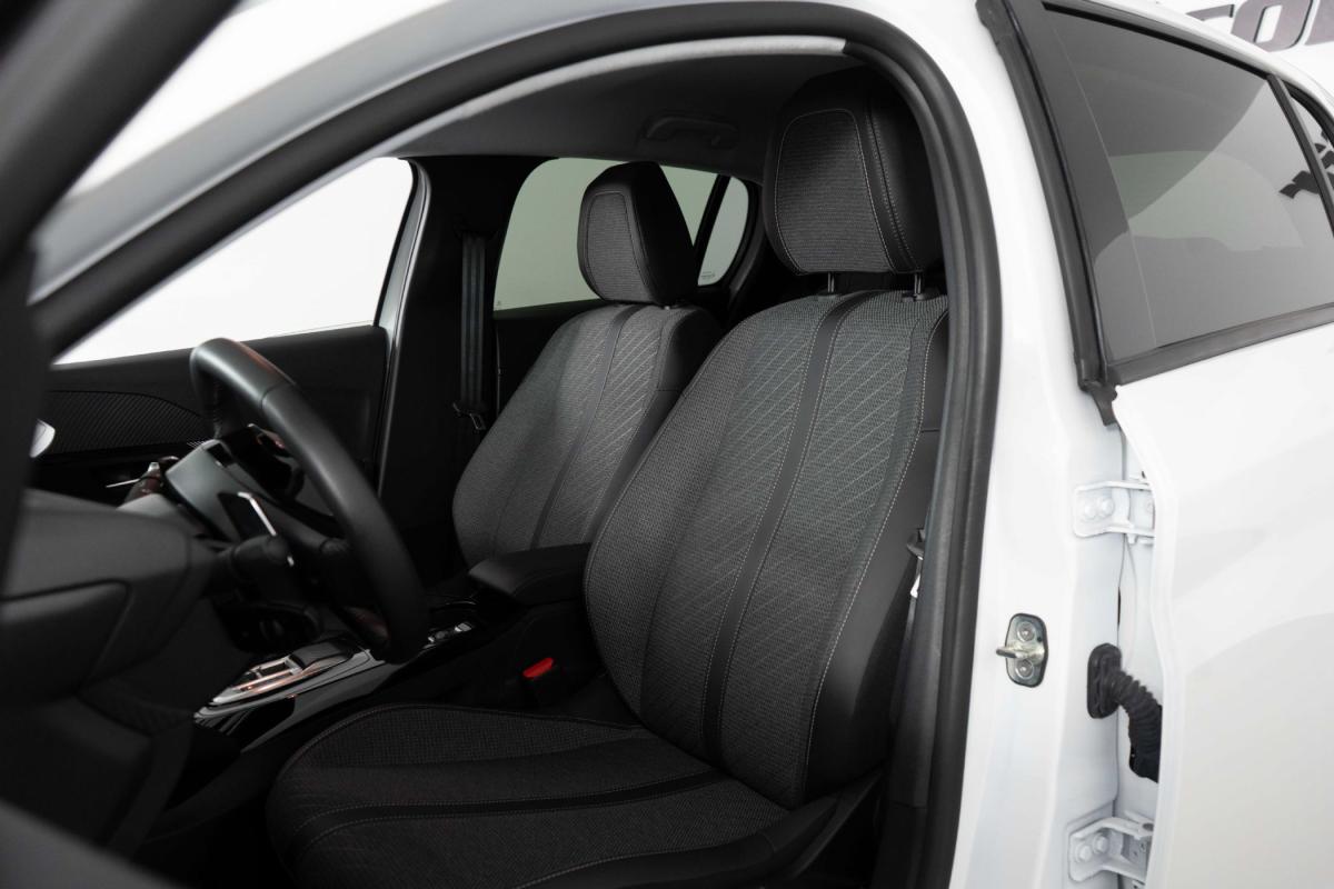 peugeot-208-2025-gasolina-1199cc